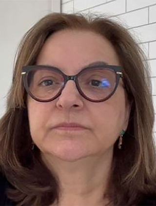 Dra. Márcia Pereira Bueno