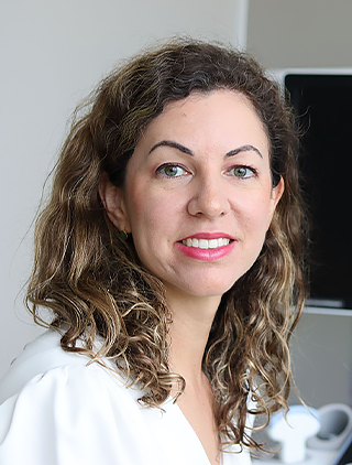 Dra. Roberta Proença Gabas